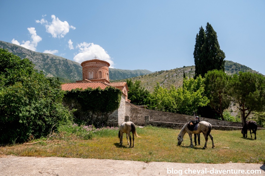 Visites et découverte de l'histoire de l'Albanie @Blog Cheval d'Aventure
