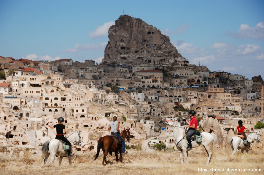 Randonnée à cheval dans les villages de Cappadoce @Blog Cheval d'Aventure