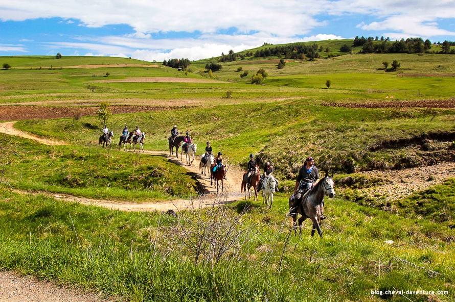 Randonnée à cheval sur les chemins paisibles de Bulgarie @Blog Cheval d'Aventure