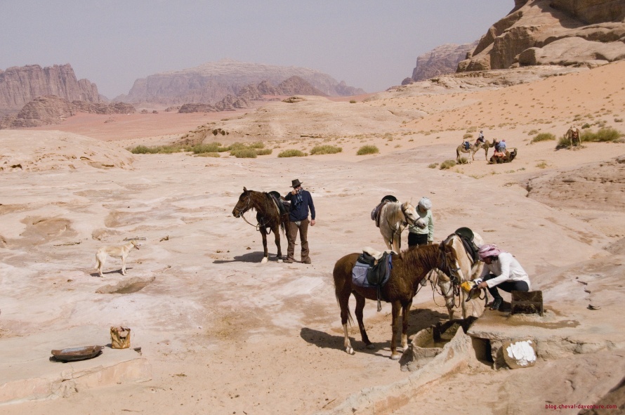 Le puits, lieu de rencontre dans le Wadi Rum @Blog Cheval d'Aventure
